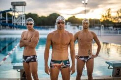 Maillot De Bain Homme Zerod Brief Ravenman Noir 9 Maillot De Bain Homme Zerod Brief Ravenman Noir -Natation Équipement Magasin swimcap 587ce5a3566f5